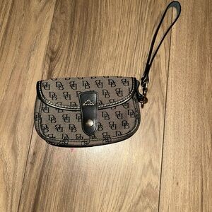 Vintage Dooney & Bourke Wallet